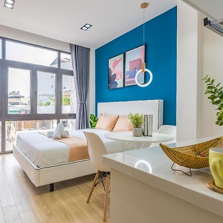 Cozrum Homes Aurora House Ho Chi Minh City Exterior photo