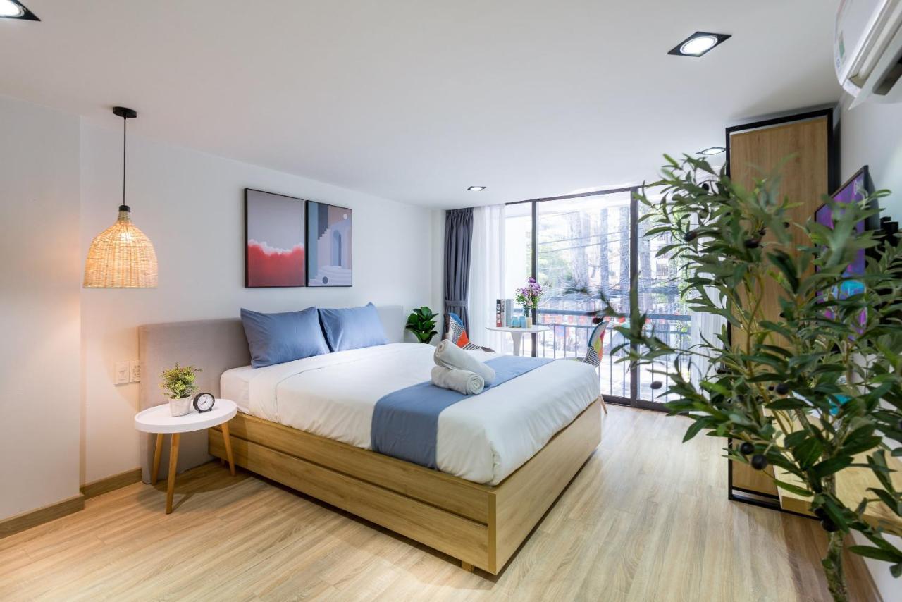 Cozrum Homes Aurora House Ho Chi Minh City Exterior photo